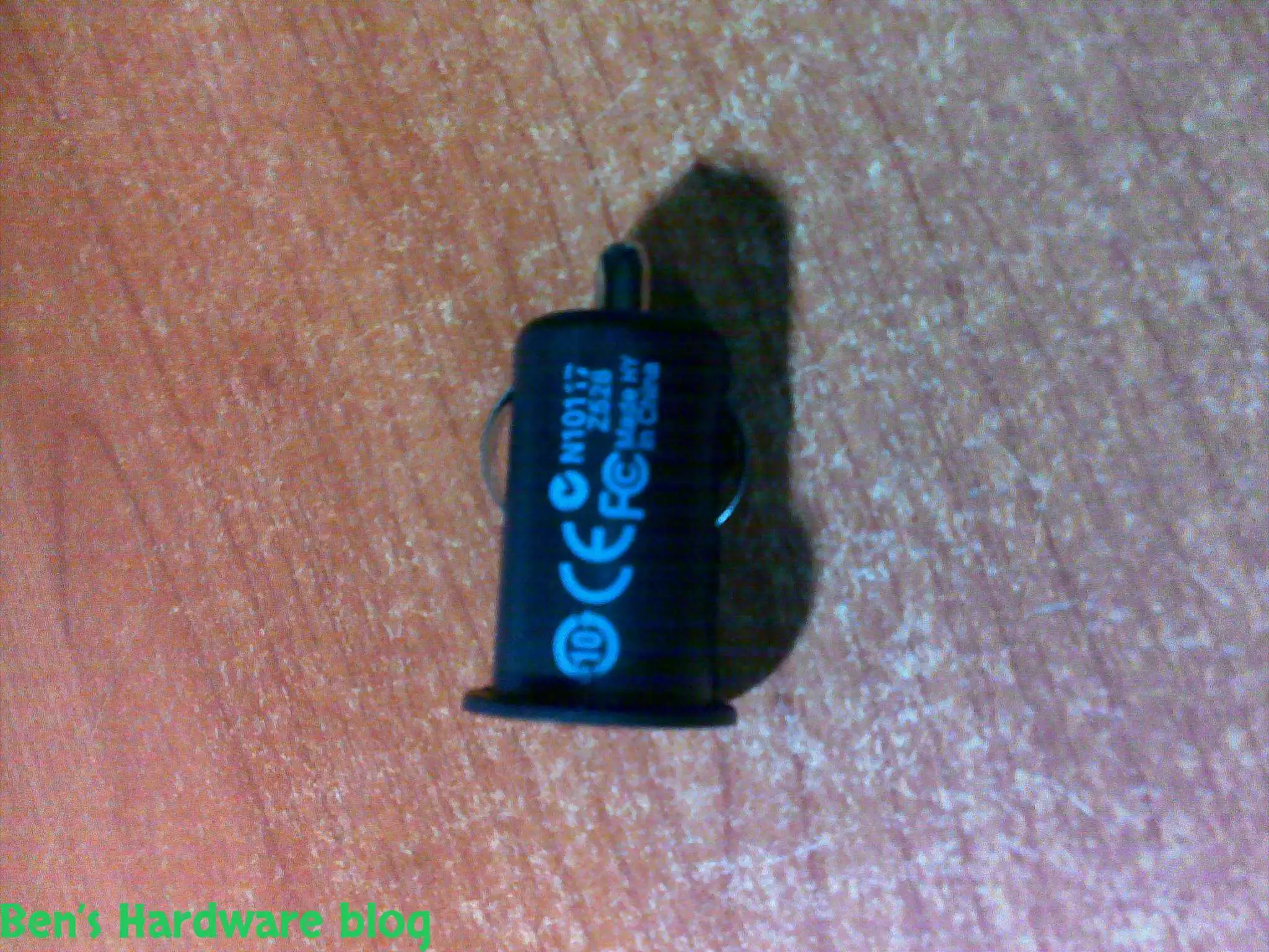 Car_power_socket_to_USB_converter9.webp