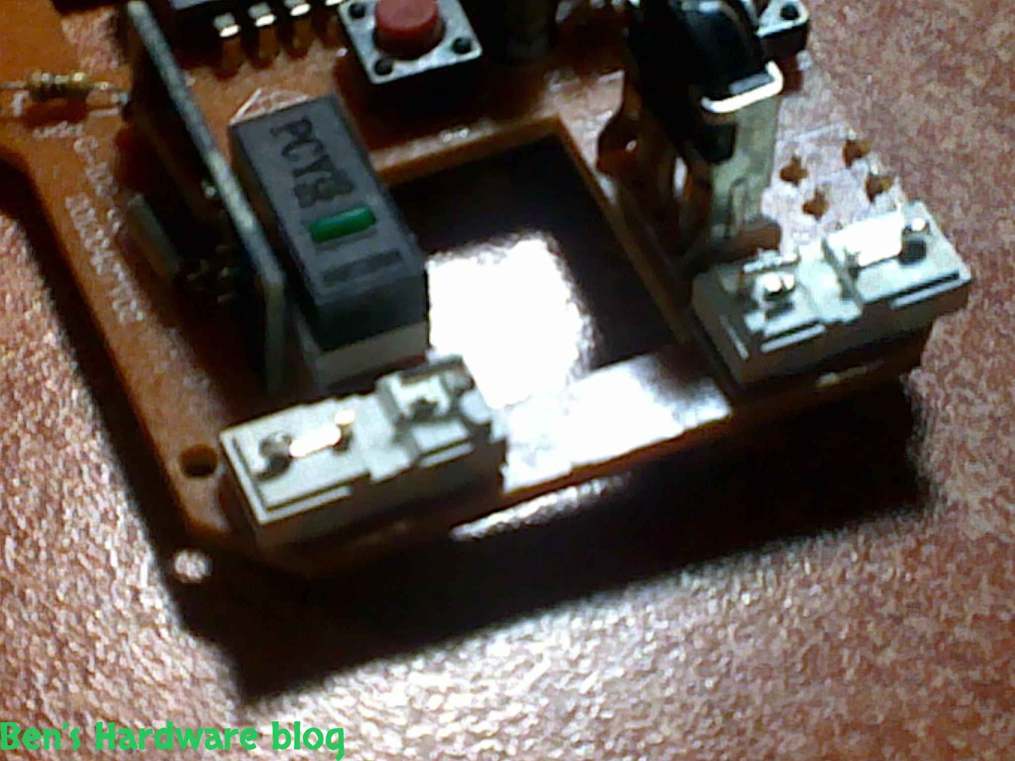 Fixing_Wireless_Mouses_Buttons15.webp