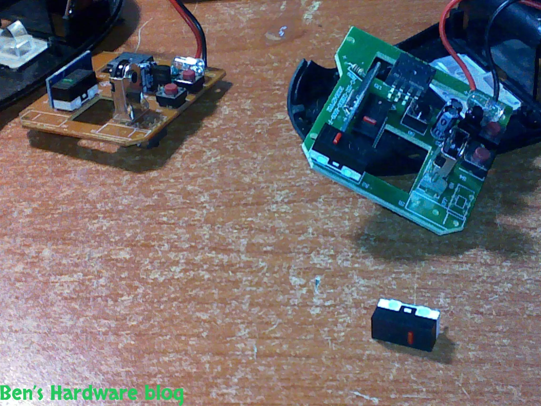 Fixing_Wireless_Mouses_Buttons23.webp