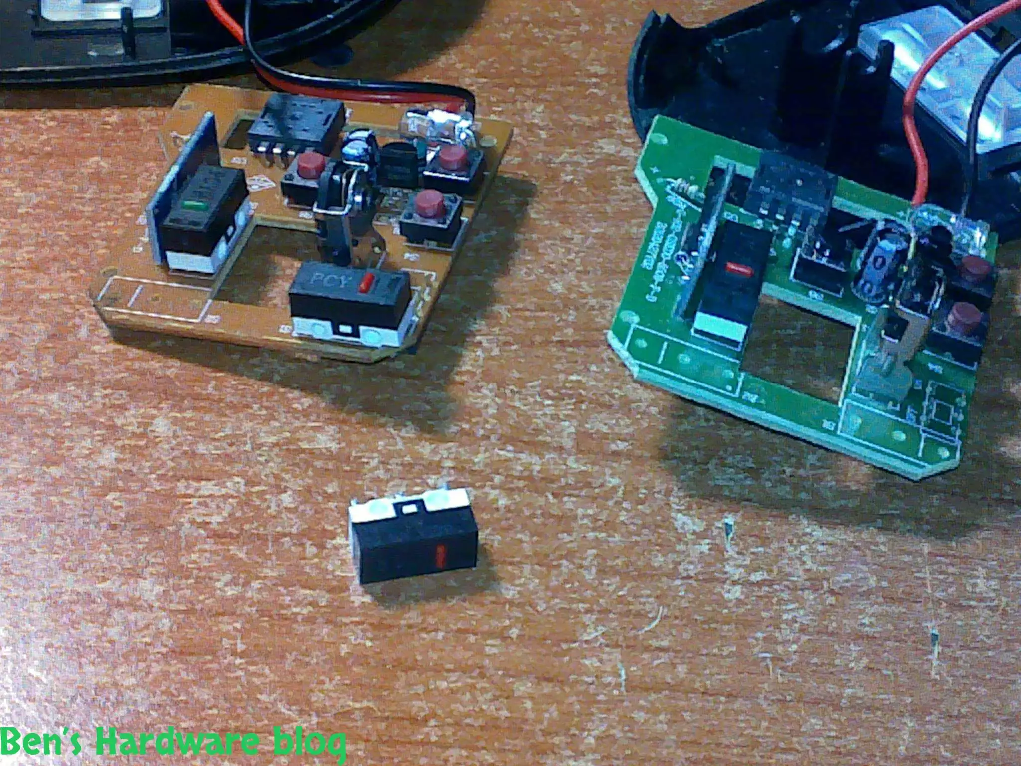 Fixing_Wireless_Mouses_Buttons25.webp
