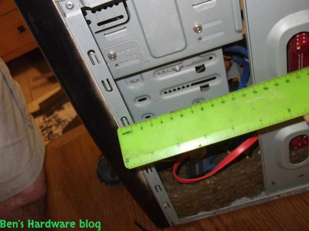 Home_Made_Computer_Case_Noise_Absorption_Solution40.webp