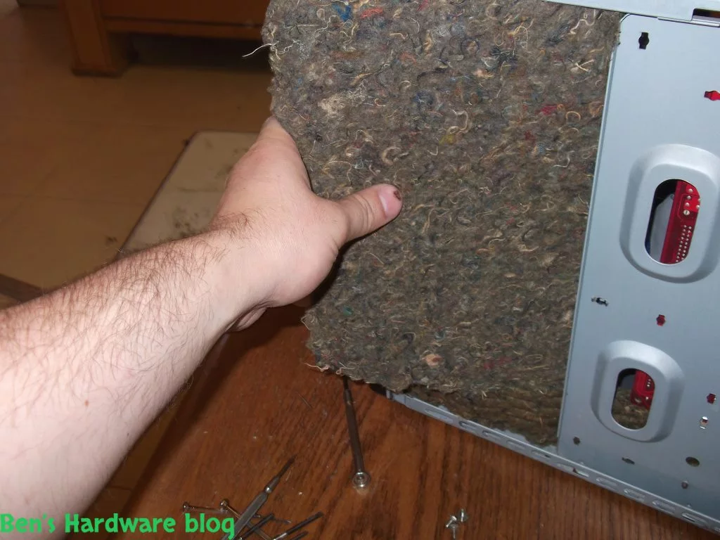 Home_Made_Computer_Case_Noise_Absorption_Solution51.webp