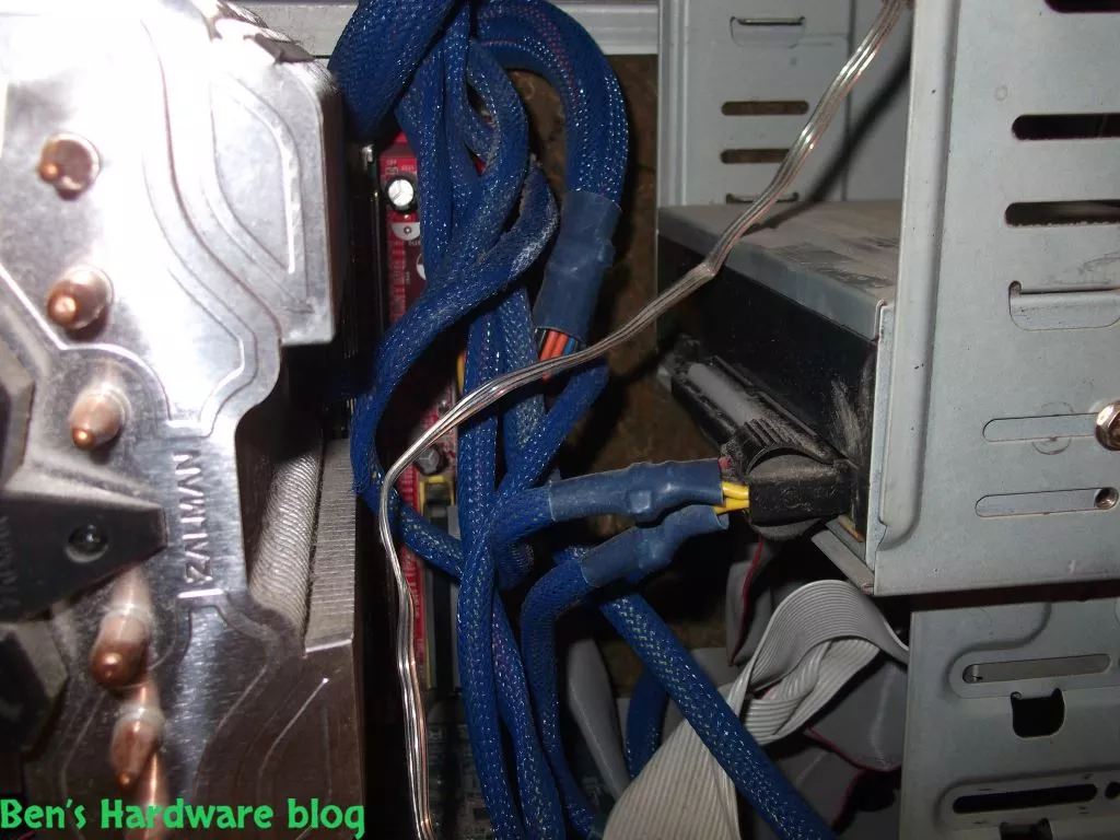 Home_Made_Computer_Case_Noise_Absorption_Solution55.webp