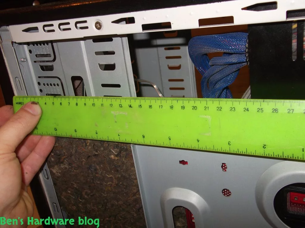Home_Made_Computer_Case_Noise_Absorption_Solution59.webp