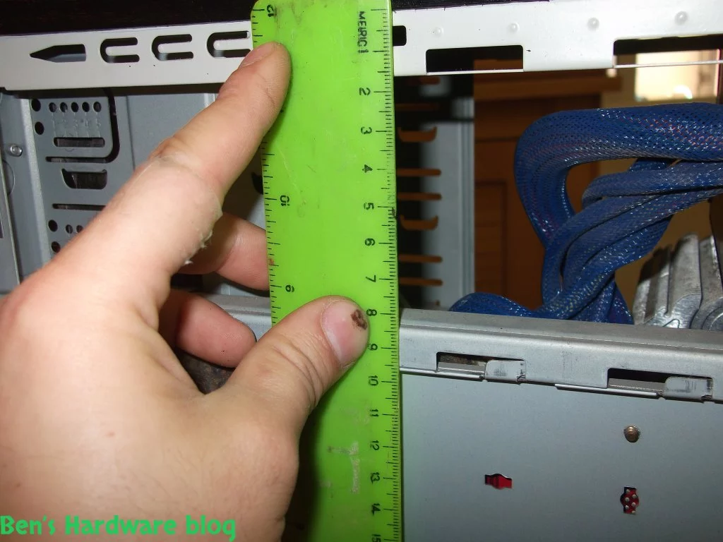 Home_Made_Computer_Case_Noise_Absorption_Solution60.webp