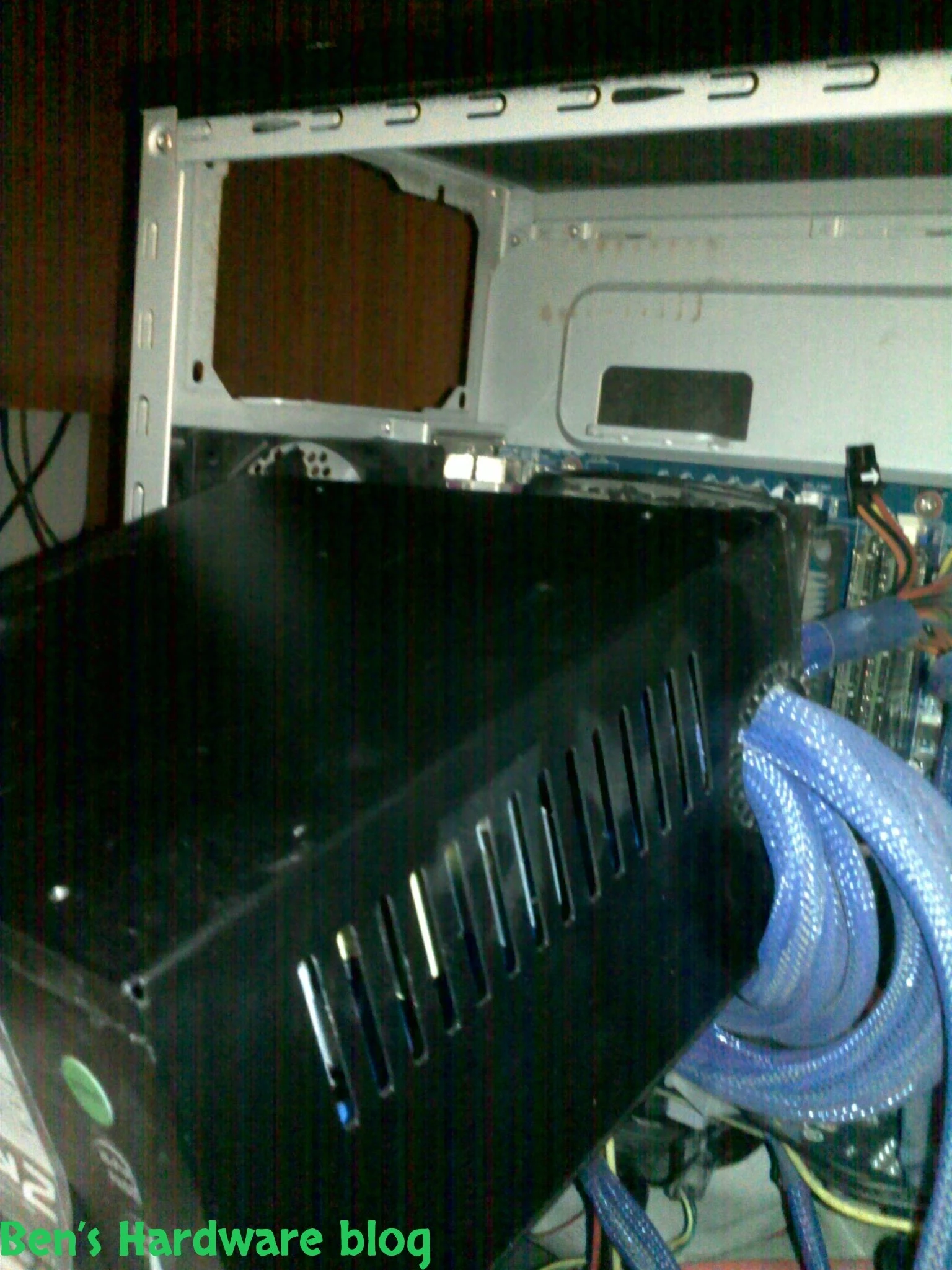 How_to_clean_a_PC_Power_Supply_Fan13.webp