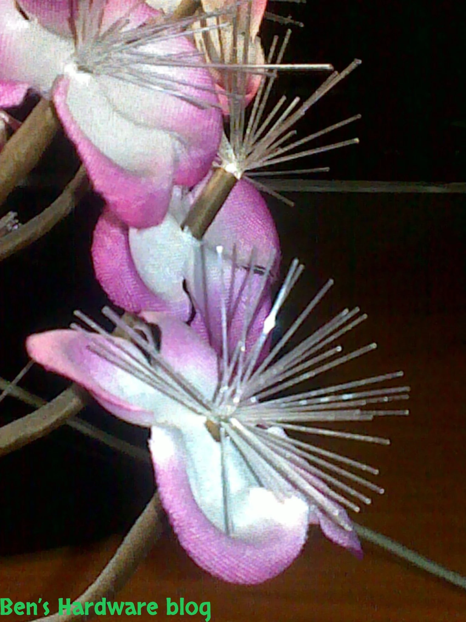 LED_Fiber_Optic_Bouquet_Modification9.webp