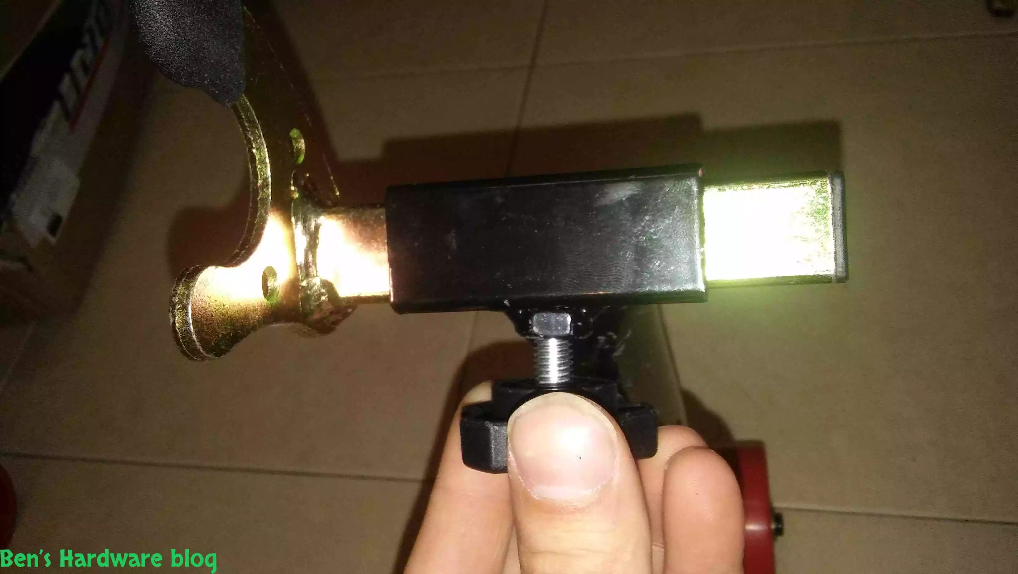 Motorcycle_Rear_Stand40.webp