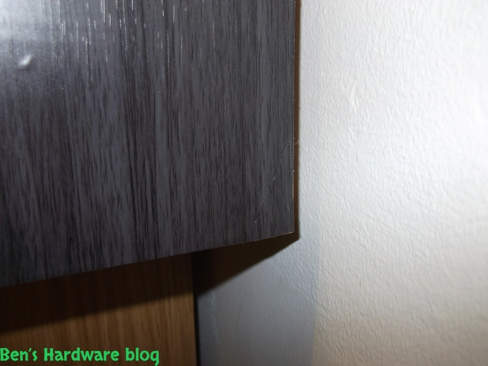 Renewing_an_old_kitchen_with_new_vinyls11.webp