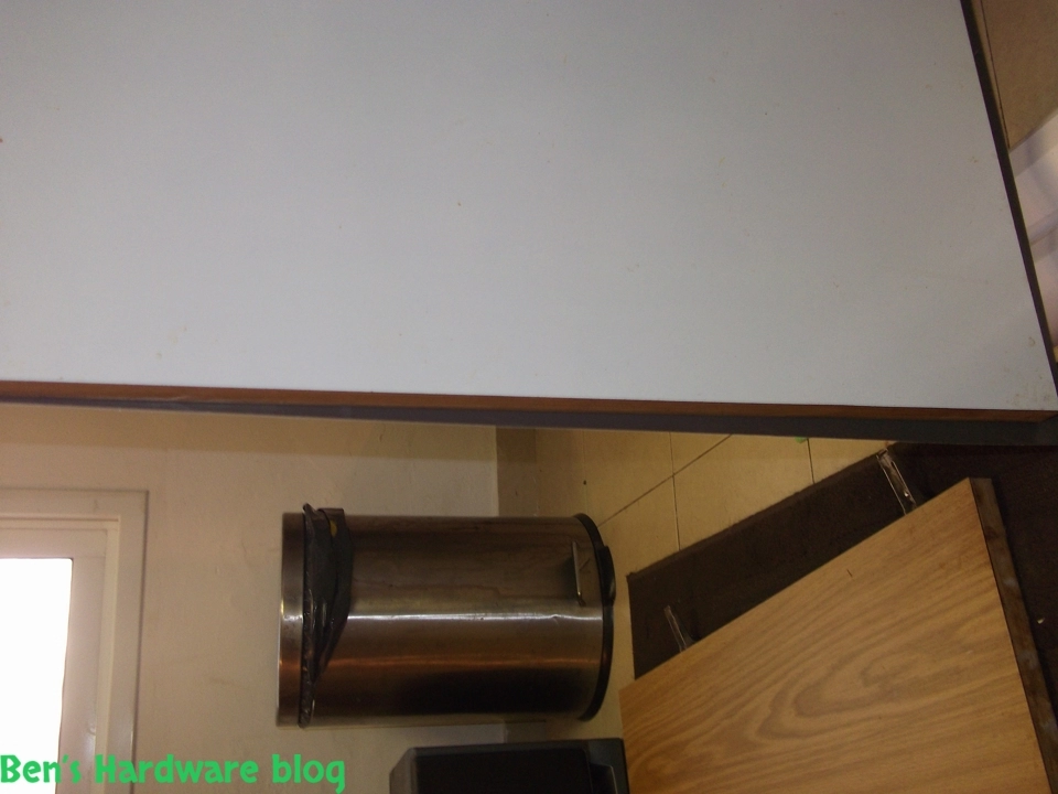 Renewing_an_old_kitchen_with_new_vinyls145.webp