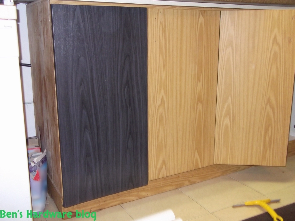 Renewing_an_old_kitchen_with_new_vinyls151.webp