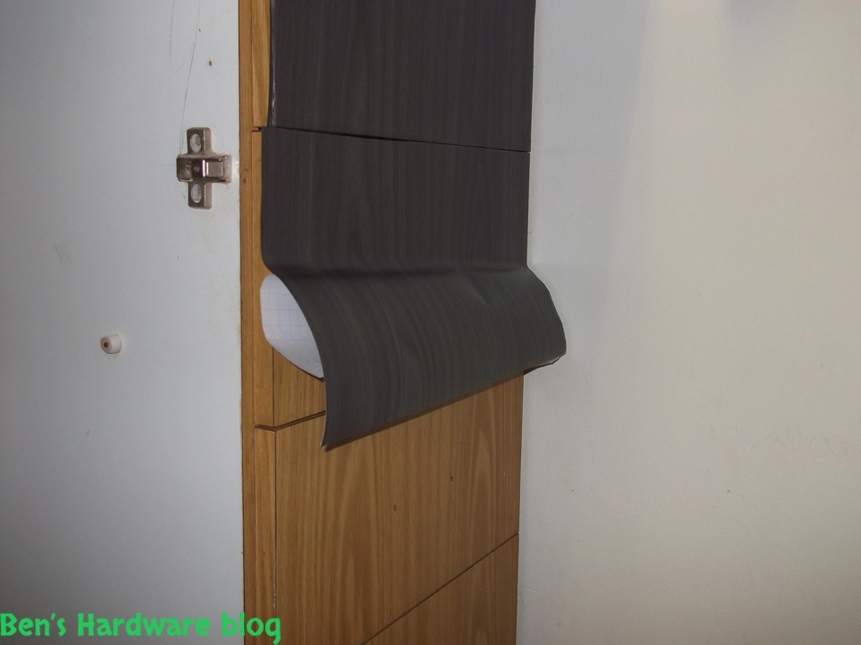 Renewing_an_old_kitchen_with_new_vinyls27.webp