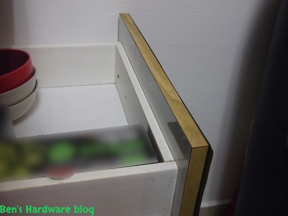 Renewing_an_old_kitchen_with_new_vinyls32.webp