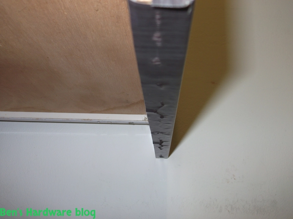 Renewing_an_old_kitchen_with_new_vinyls52.webp