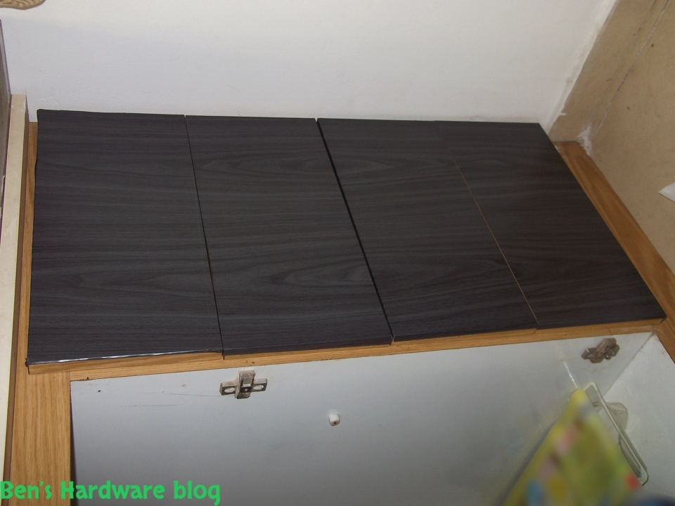 Renewing_an_old_kitchen_with_new_vinyls65.webp
