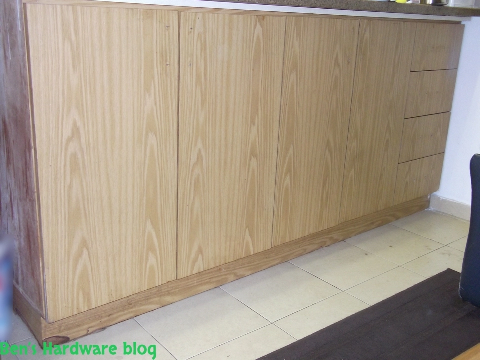 Renewing_an_old_kitchen_with_new_vinyls68.webp