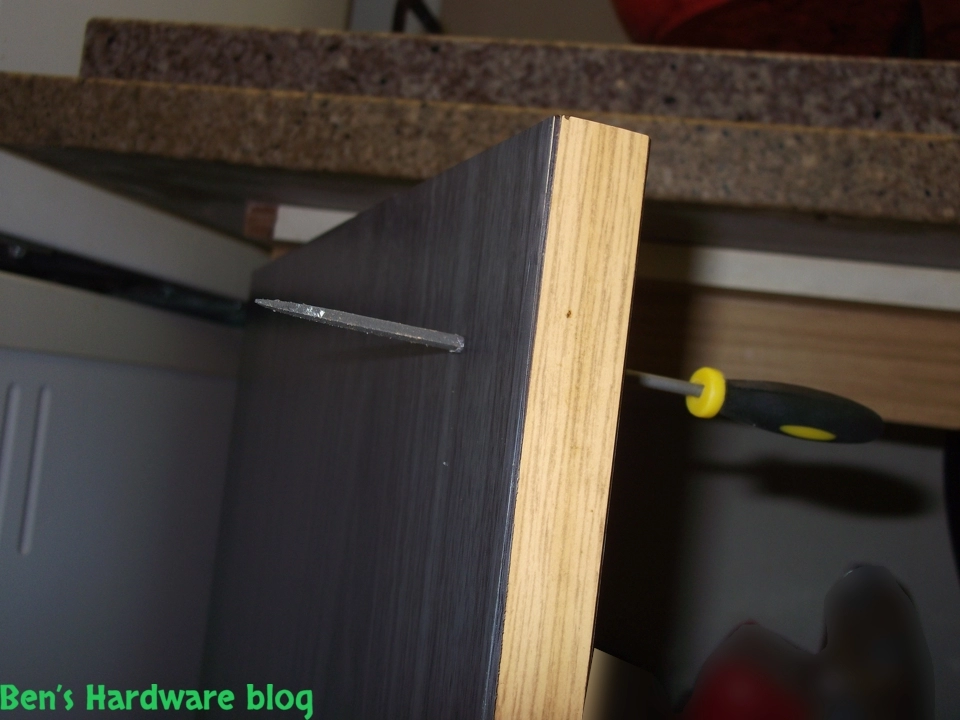 Renewing_an_old_kitchen_with_new_vinyls82.webp