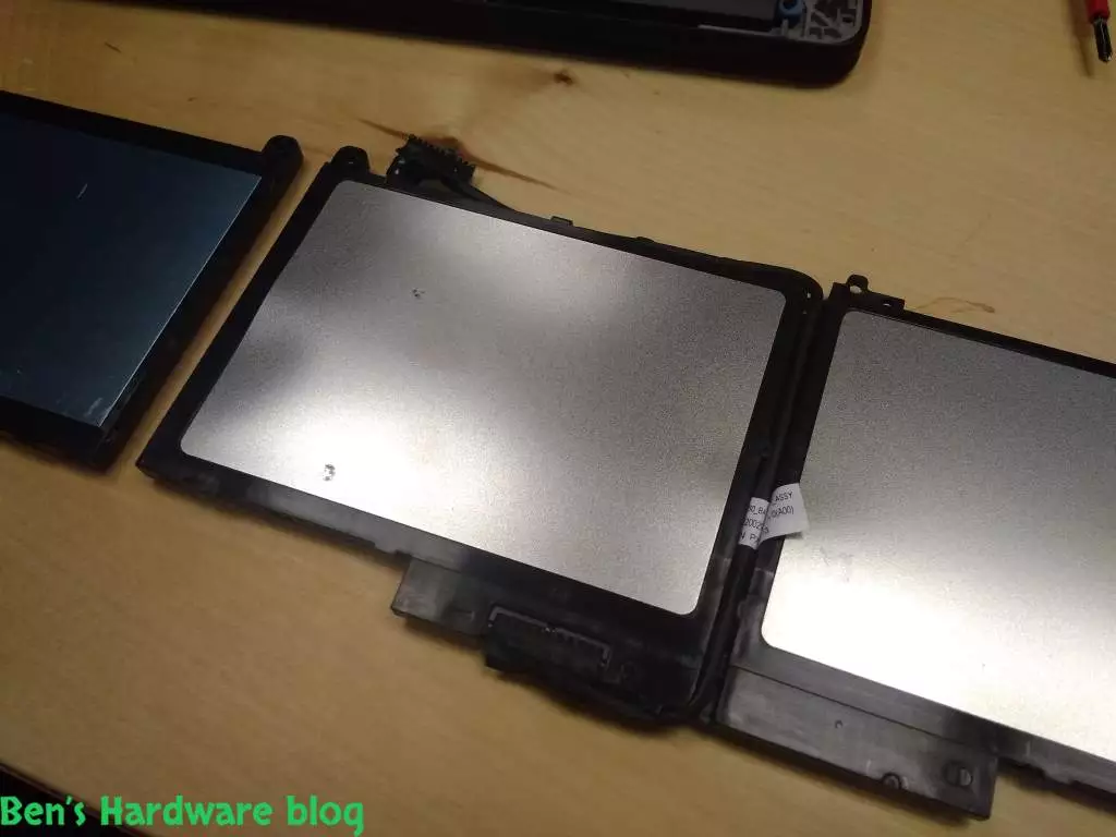 Replacing_a_Battery_for_a_Dell_Latitude_E-745038.webp