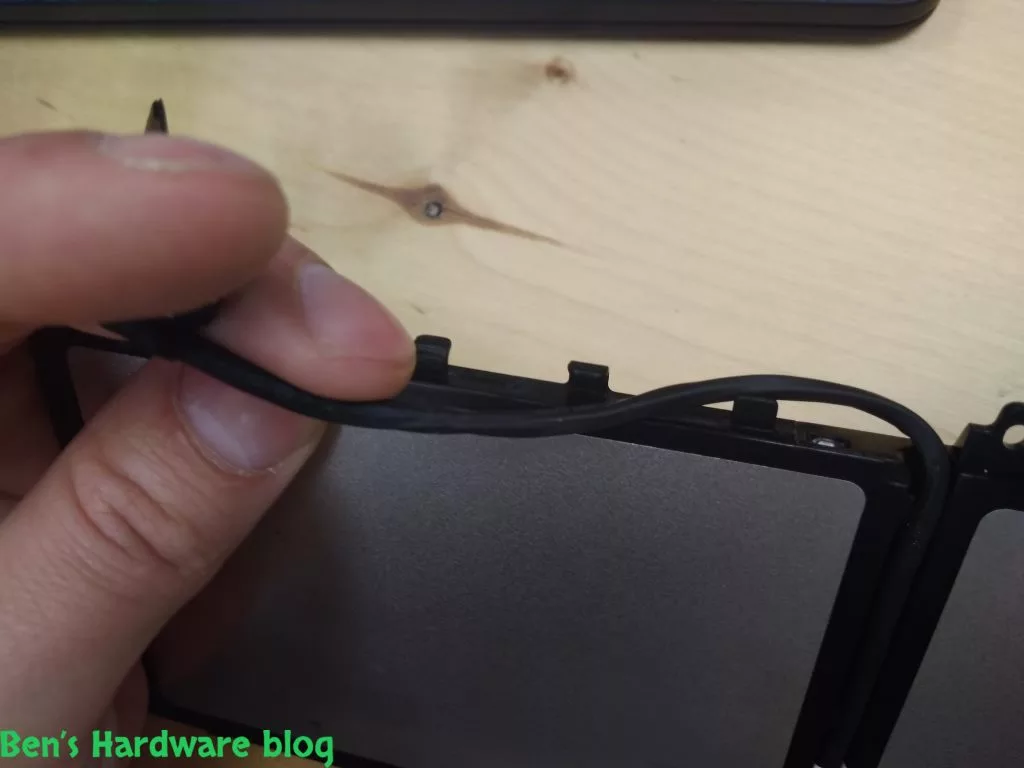 Replacing_a_Battery_for_a_Dell_Latitude_E-745041.webp