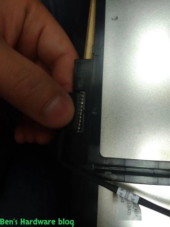 Replacing_a_Battery_for_a_Dell_Latitude_E-745051.webp