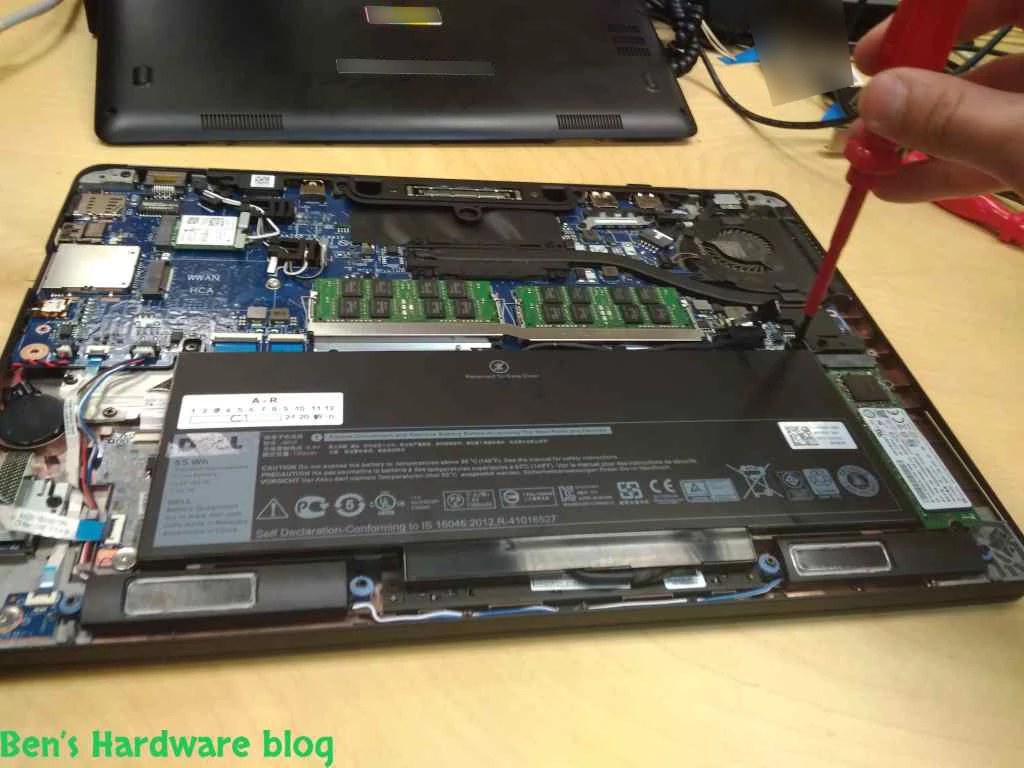 Replacing_a_Battery_for_a_Dell_Latitude_E-745061.webp
