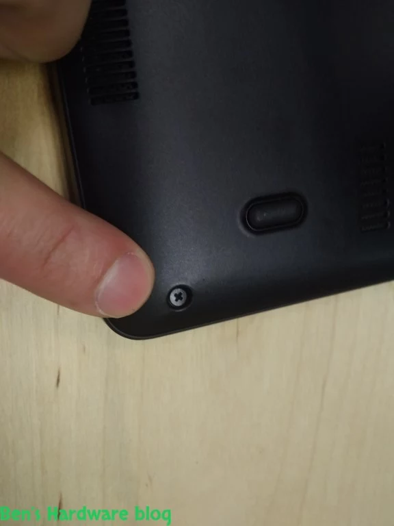 Replacing_a_Battery_for_a_Dell_Latitude_E-745066.webp