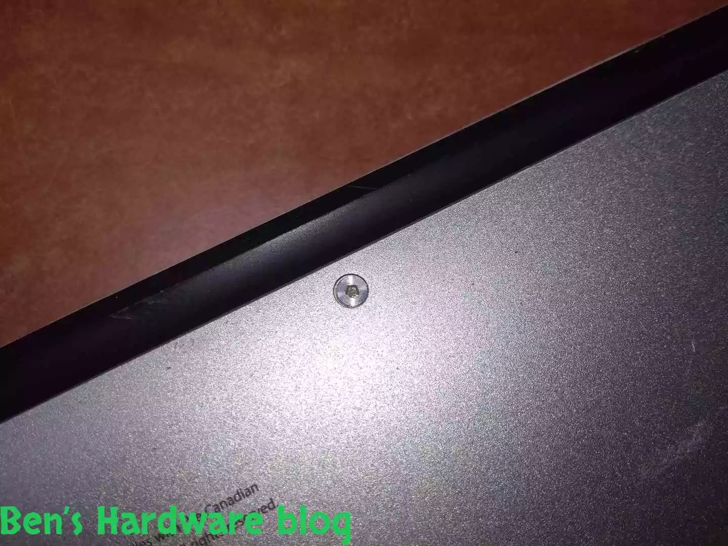 Replacing_a_Battery_for_a_MacBook_Air_2009125.webp