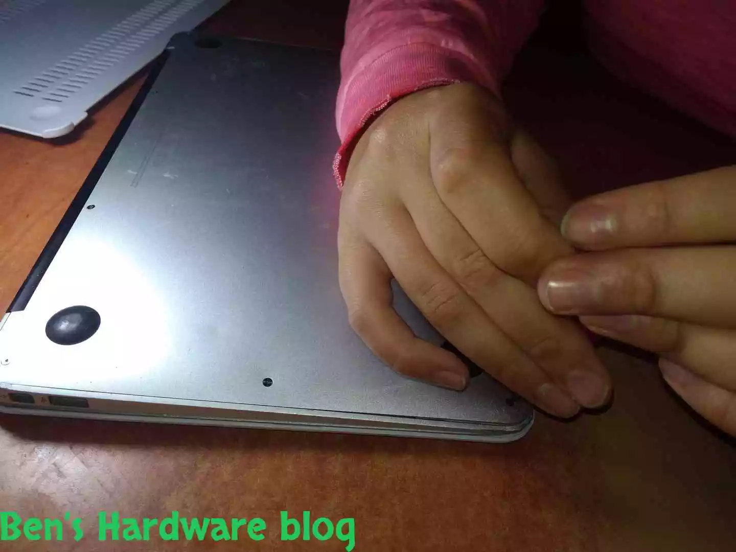 Replacing_a_Battery_for_a_MacBook_Air_200968.webp