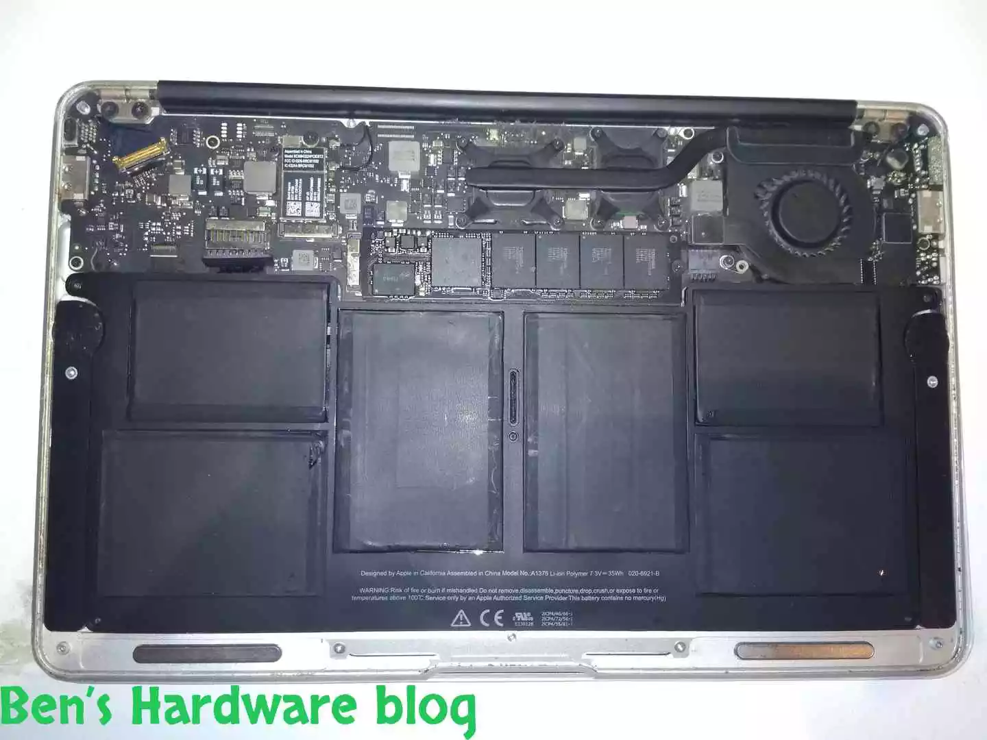 Replacing_a_Battery_for_a_MacBook_Air_2009798.webp