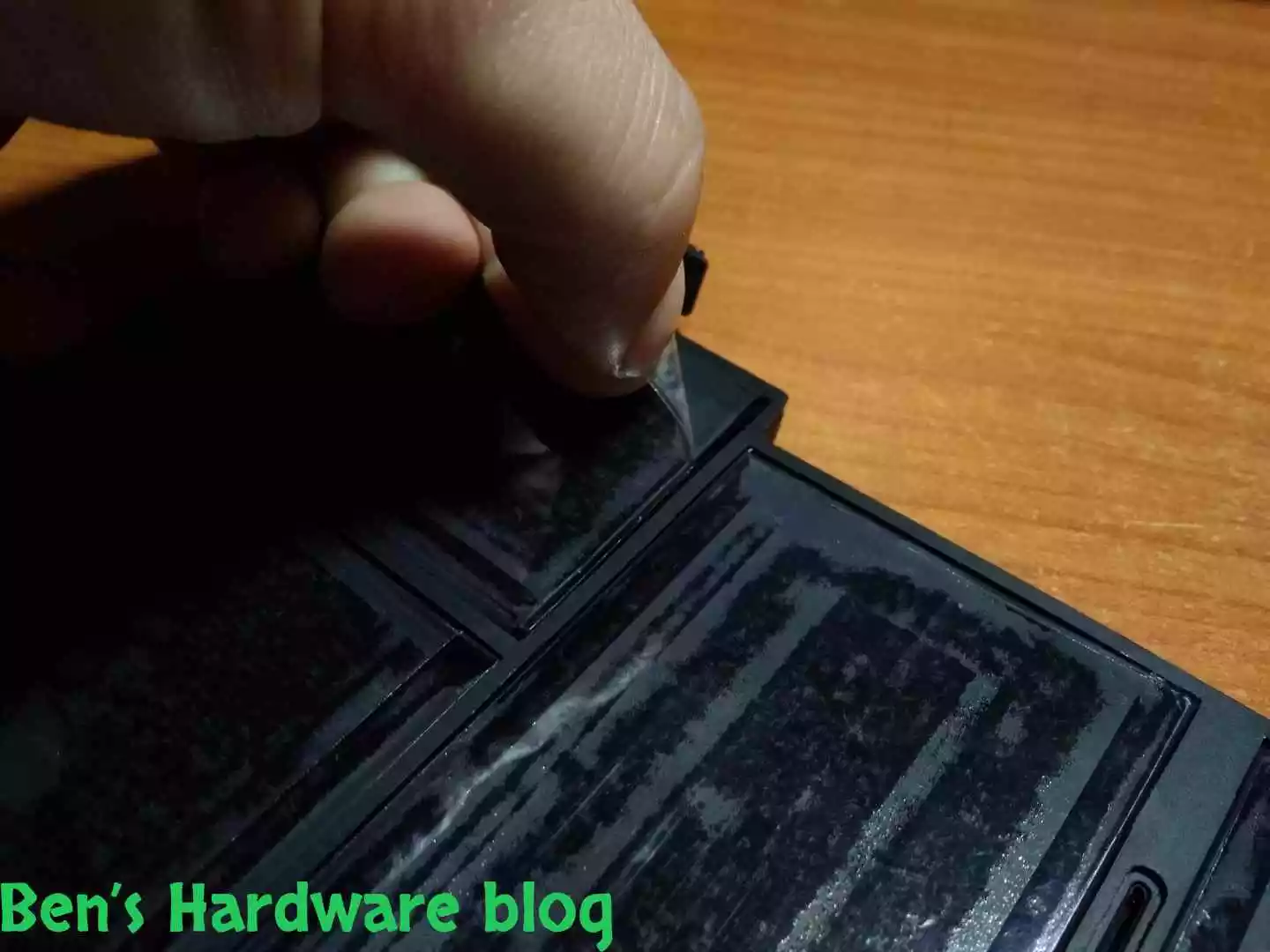 Replacing_a_Battery_for_a_MacBook_Air_2009833.webp