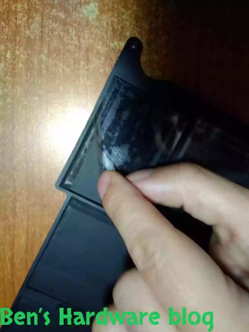 Replacing_a_Battery_for_a_MacBook_Air_2009844.webp