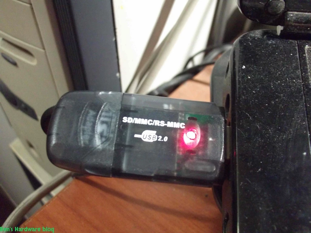 Replacing_a_Nokia_E66s_case84.webp