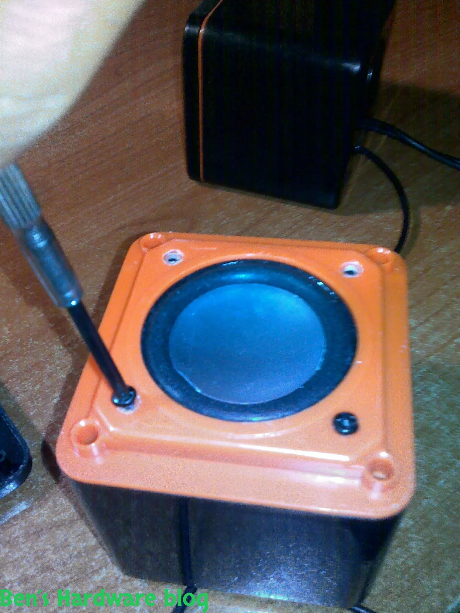 Simple_2_Speakers_Set4.webp