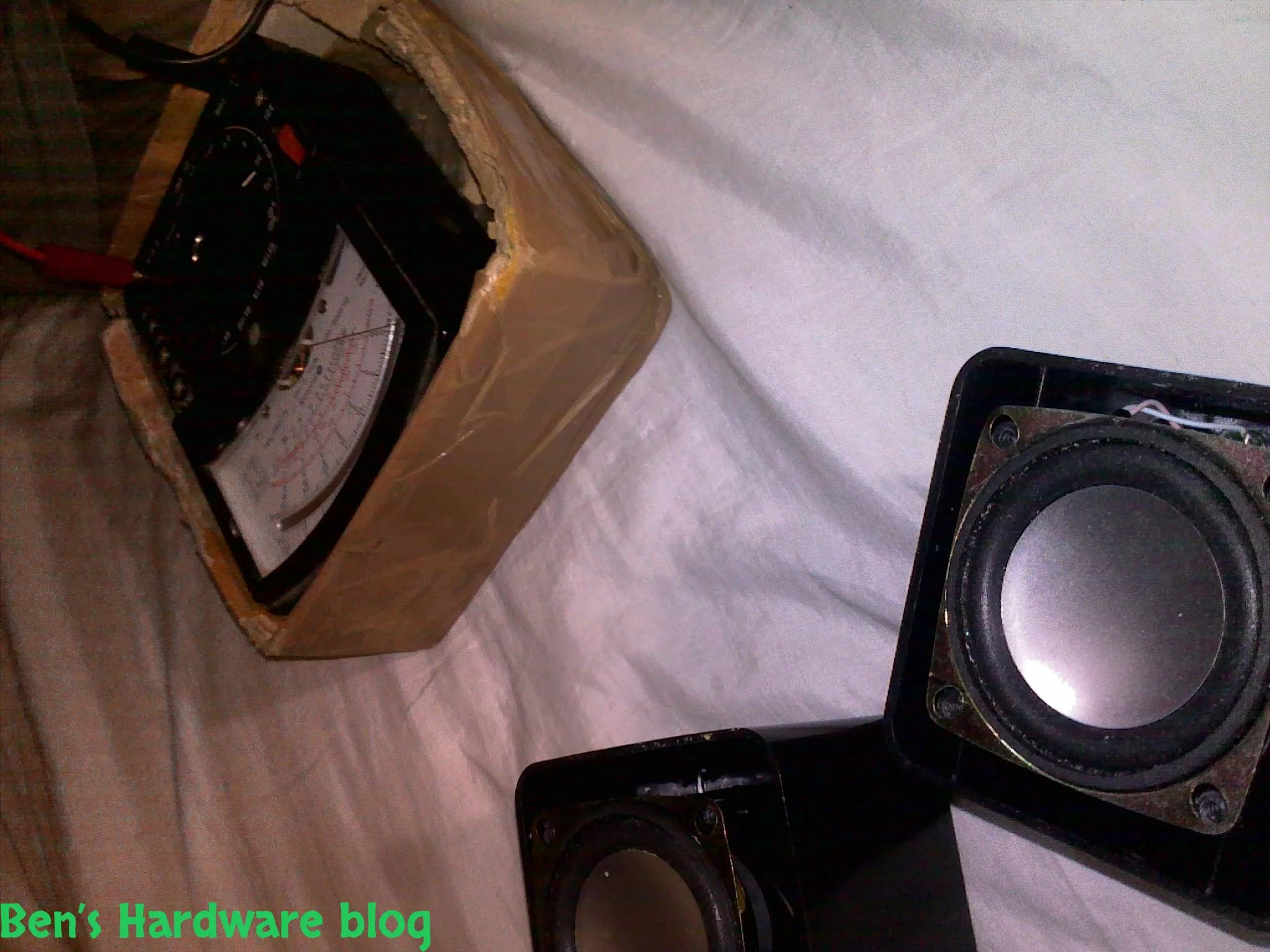 Simple_2_Speakers_Set9.webp