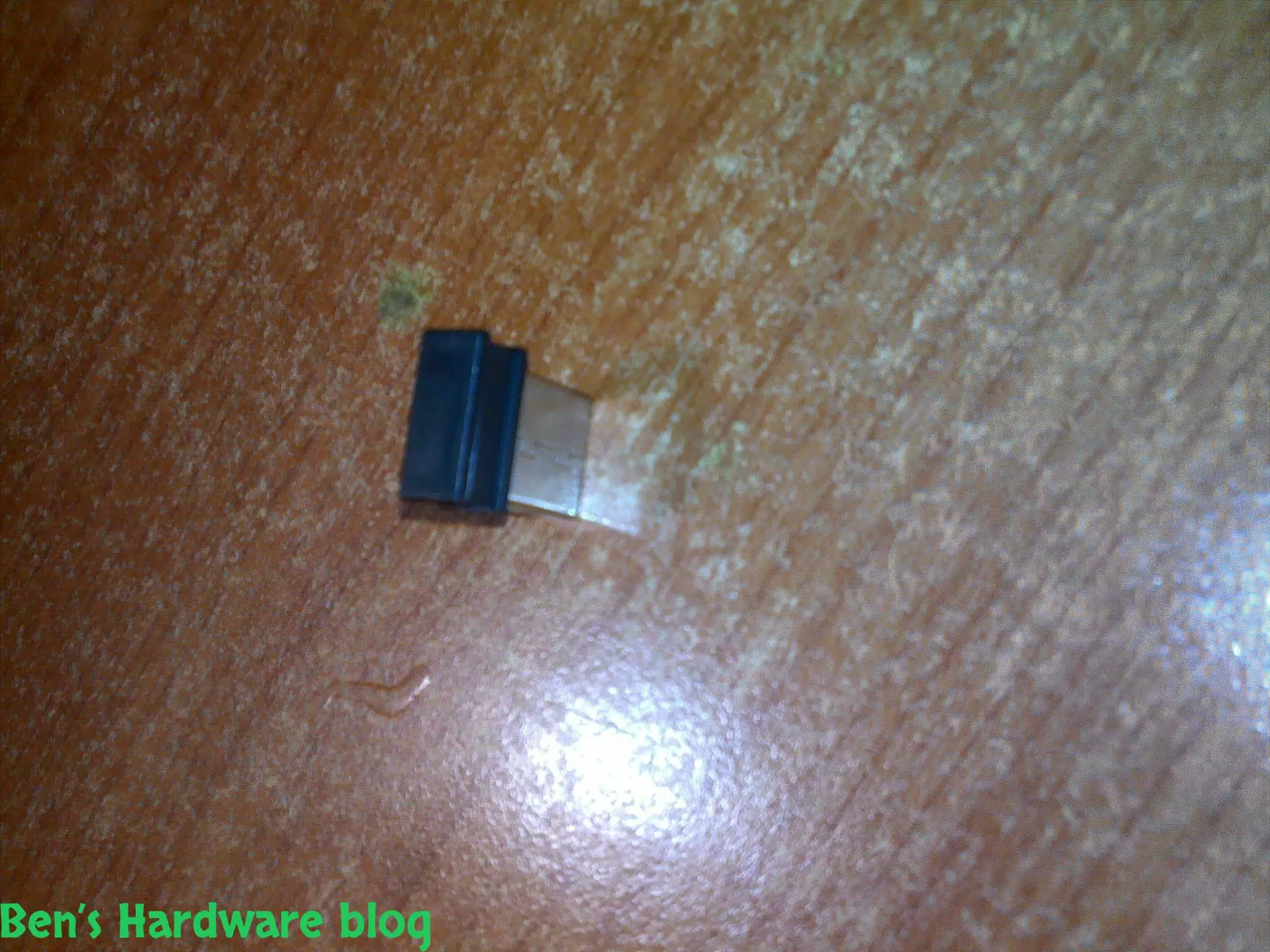 Simple_Wireless_Optical_Mouse7.webp