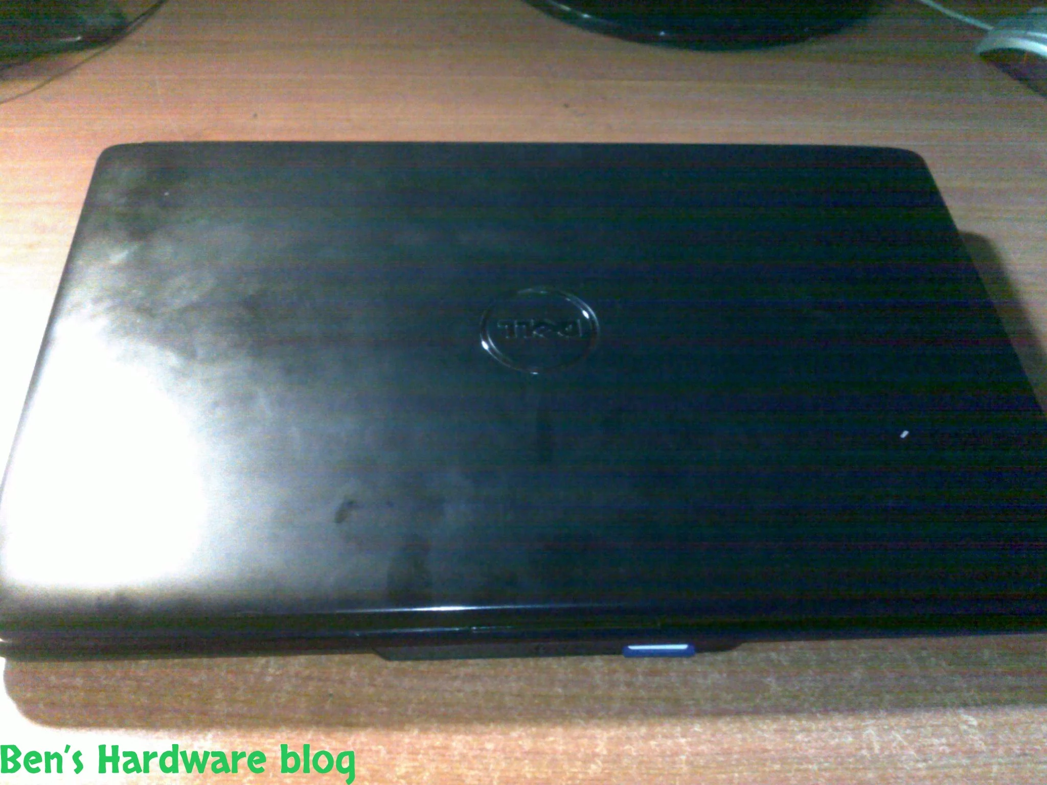 Upgrading_a_Dell_Inspiron_1545_CPU1.webp