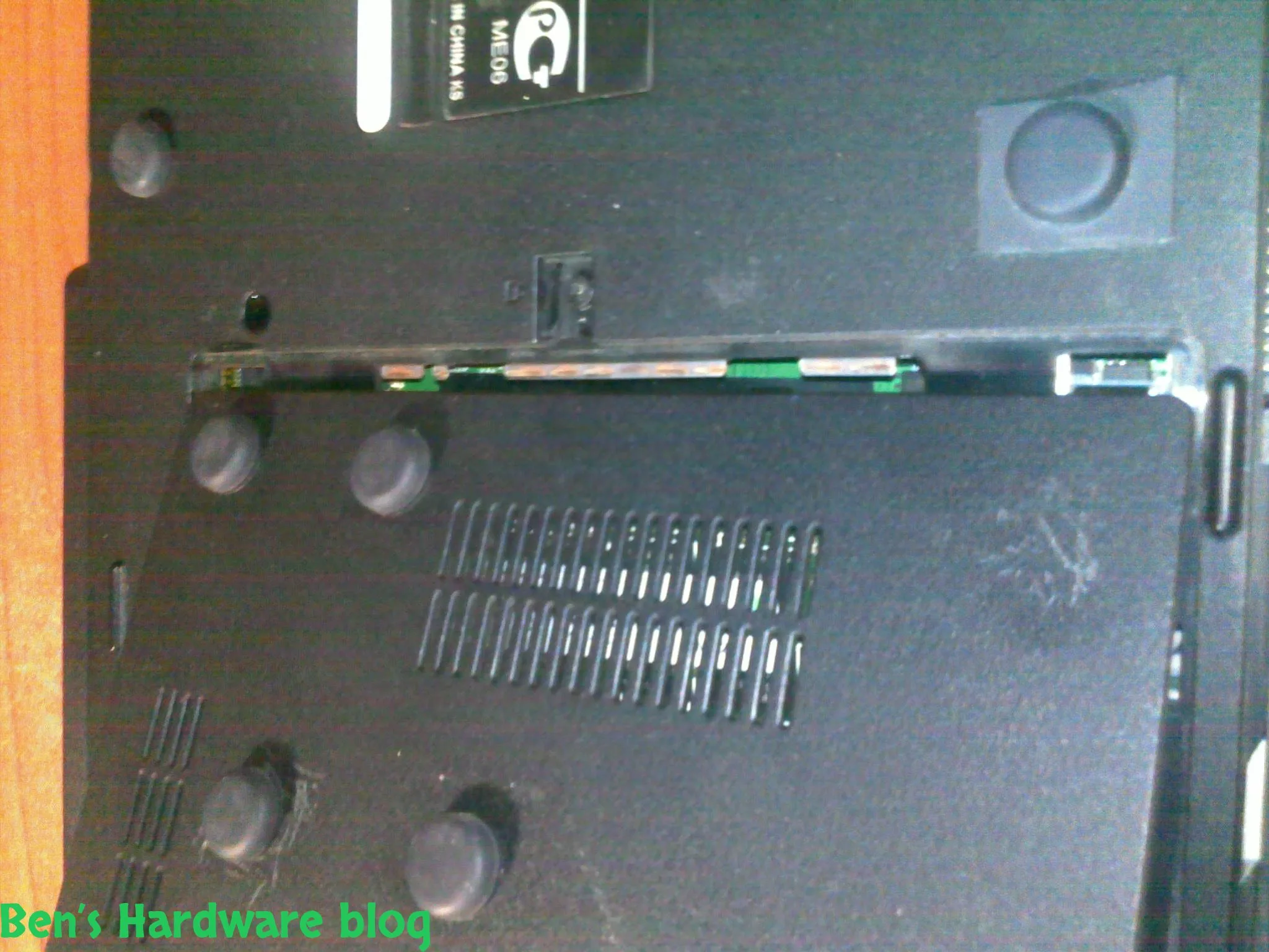 Upgrading_a_Dell_Inspiron_1545_CPU44.webp