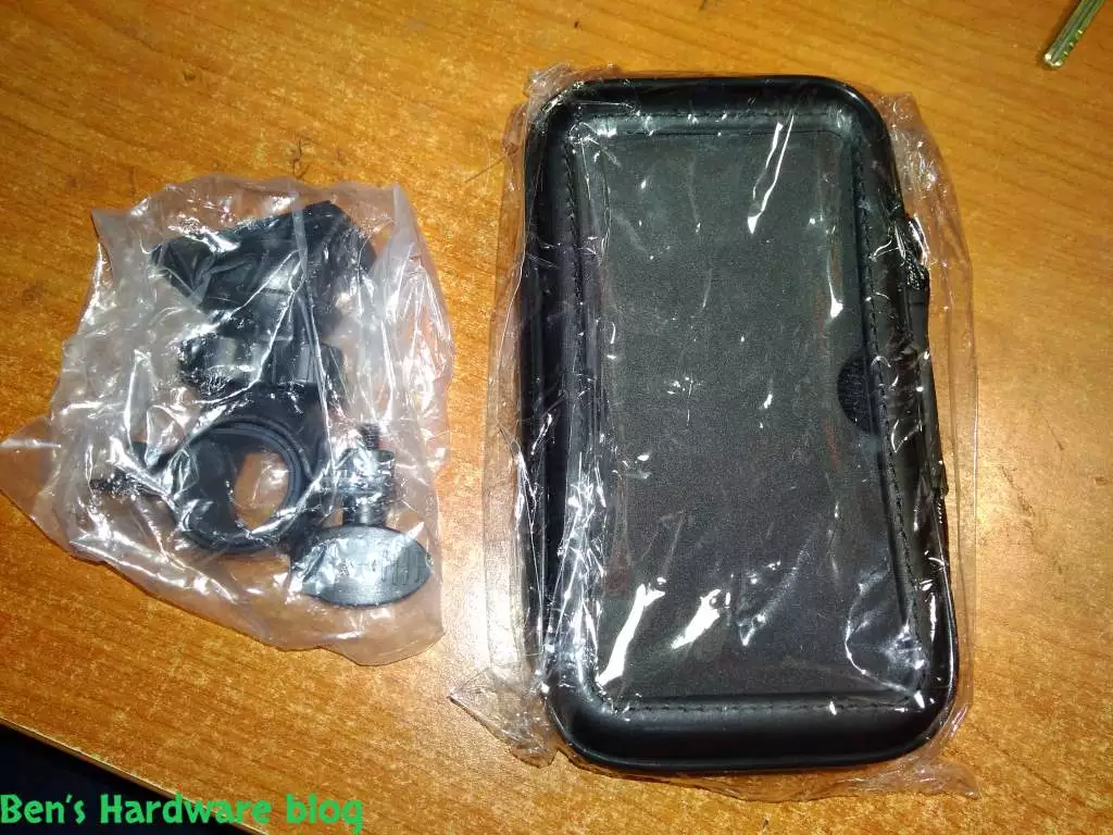 WaterProof_Smartphone_Motorcycle_Case12.webp