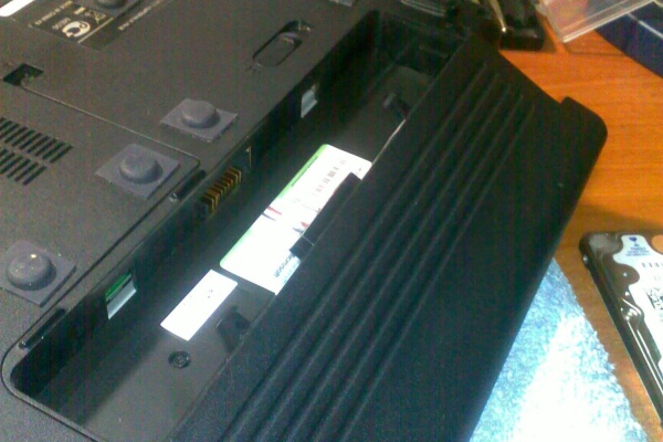 Using a 9 Cell Battery for My Dell 1545 Insprion